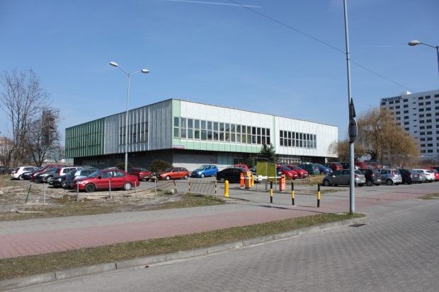 Uniwersytet Śląski ogłasza konkurs ofert na wynajem powierzchni użytkowej w budynku byłej stołówki akademickiej w Katowicach przy ul. Roździeńskiego 14